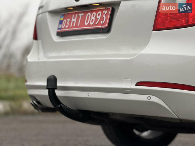 Білий Шкода Суперб, об'ємом двигуна 2 л та пробігом 317 тис. км за 12900 $, фото 14 на Automoto.ua