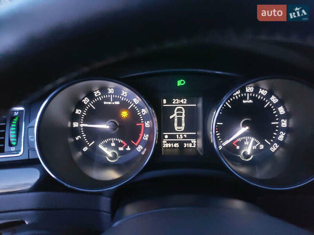 Белый Шкода Суперб, объемом двигателя 2 л и пробегом 280 тыс. км за 10700 $, фото 10 на Automoto.ua