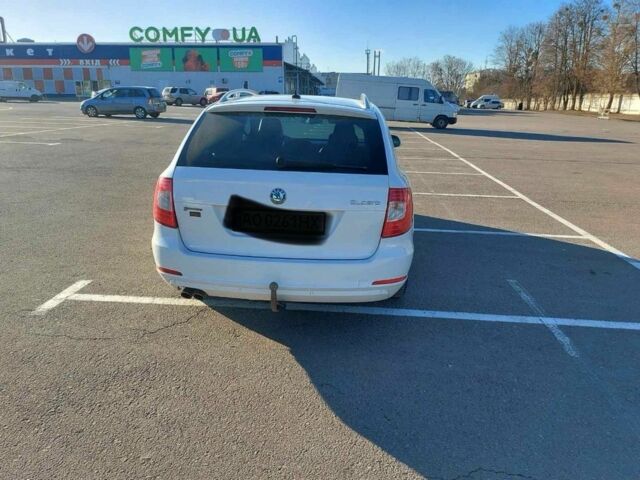 Белый Шкода Суперб, объемом двигателя 2 л и пробегом 280 тыс. км за 10700 $, фото 1 на Automoto.ua