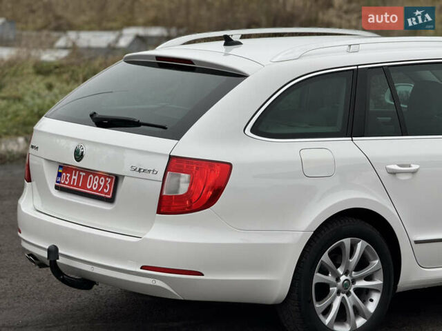 Білий Шкода Суперб, об'ємом двигуна 2 л та пробігом 317 тис. км за 12900 $, фото 17 на Automoto.ua