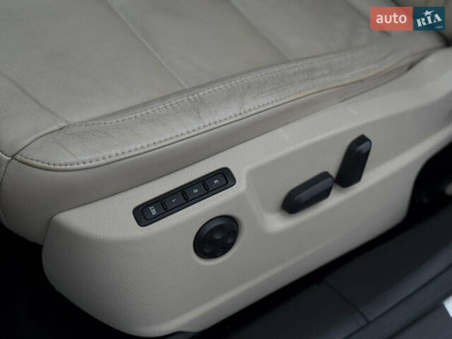 Білий Шкода Суперб, об'ємом двигуна 2 л та пробігом 317 тис. км за 12900 $, фото 32 на Automoto.ua