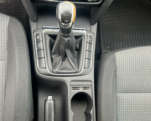 Белый Шкода Суперб, объемом двигателя 1.8 л и пробегом 241 тыс. км за 7300 $, фото 18 на Automoto.ua