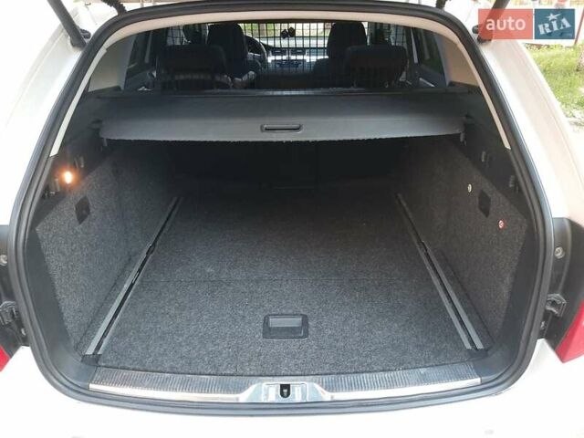 Білий Шкода Суперб, об'ємом двигуна 1.97 л та пробігом 251 тис. км за 12100 $, фото 12 на Automoto.ua