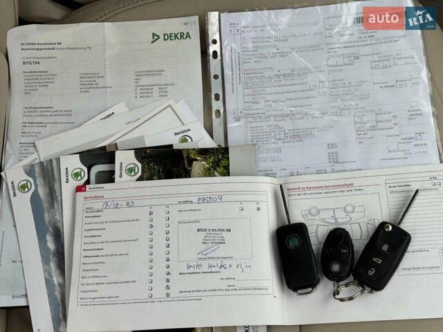 Білий Шкода Суперб, об'ємом двигуна 2 л та пробігом 317 тис. км за 12900 $, фото 57 на Automoto.ua