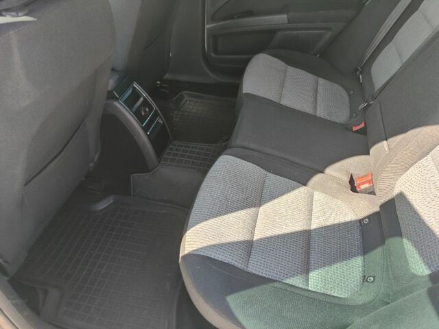 Білий Шкода Суперб, об'ємом двигуна 1.6 л та пробігом 291 тис. км за 10000 $, фото 3 на Automoto.ua