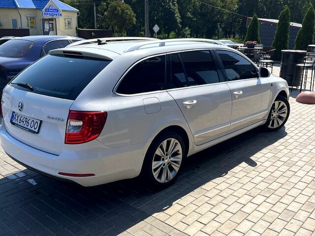 Шкода Суперб 2013 в Лозовой на Automoto.ua Белый Шкода Суперб, объемом двигателя 2 л и пробегом 335 тыс. км за 12800 $, фото 2 на Automoto.ua