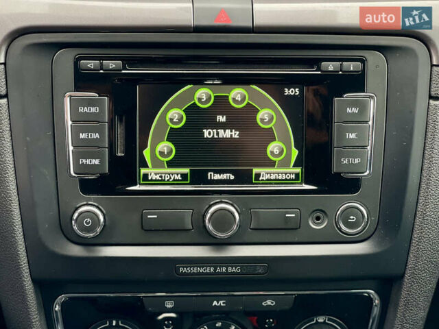 Білий Шкода Суперб, об'ємом двигуна 2 л та пробігом 273 тис. км за 12700 $, фото 37 на Automoto.ua