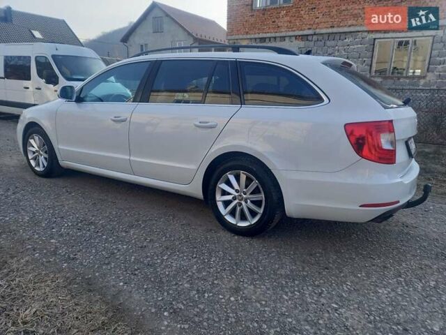 Белый Шкода Суперб, объемом двигателя 1.6 л и пробегом 219 тыс. км за 10900 $, фото 5 на Automoto.ua