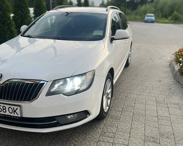 Белый Шкода Суперб, объемом двигателя 1.6 л и пробегом 370 тыс. км за 10999 $, фото 13 на Automoto.ua