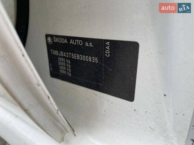 Белый Шкода Суперб, объемом двигателя 1.8 л и пробегом 113 тыс. км за 10300 $, фото 24 на Automoto.ua