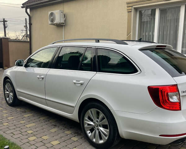 Білий Шкода Суперб, об'ємом двигуна 1.97 л та пробігом 297 тис. км за 11900 $, фото 6 на Automoto.ua