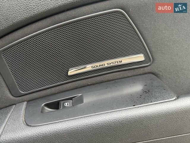 Белый Шкода Суперб, объемом двигателя 2 л и пробегом 217 тыс. км за 14200 $, фото 16 на Automoto.ua