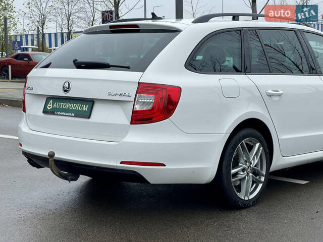Білий Шкода Суперб, об'ємом двигуна 2 л та пробігом 273 тис. км за 12700 $, фото 12 на Automoto.ua