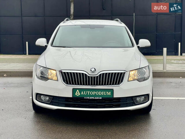 Білий Шкода Суперб, об'ємом двигуна 2 л та пробігом 273 тис. км за 12700 $, фото 5 на Automoto.ua