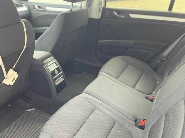 Білий Шкода Суперб, об'ємом двигуна 2 л та пробігом 283 тис. км за 12800 $, фото 12 на Automoto.ua