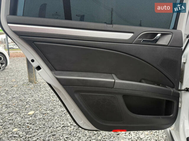 Белый Шкода Суперб, объемом двигателя 2 л и пробегом 160 тыс. км за 15500 $, фото 19 на Automoto.ua