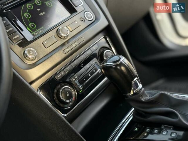 Білий Шкода Суперб, об'ємом двигуна 1.6 л та пробігом 294 тис. км за 11450 $, фото 40 на Automoto.ua