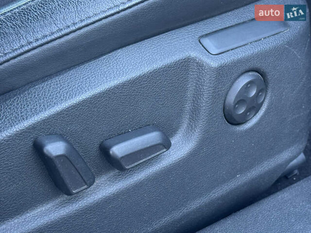 Белый Шкода Суперб, объемом двигателя 2 л и пробегом 235 тыс. км за 12750 $, фото 28 на Automoto.ua