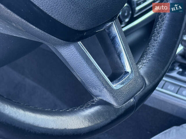 Белый Шкода Суперб, объемом двигателя 2 л и пробегом 235 тыс. км за 12750 $, фото 41 на Automoto.ua