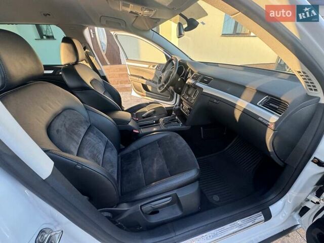 Белый Шкода Суперб, объемом двигателя 2 л и пробегом 242 тыс. км за 12900 $, фото 20 на Automoto.ua