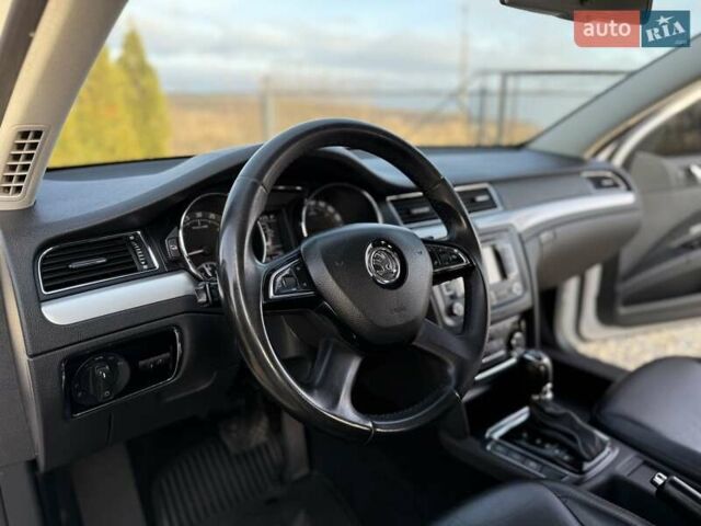 Білий Шкода Суперб, об'ємом двигуна 1.6 л та пробігом 294 тис. км за 11450 $, фото 36 на Automoto.ua