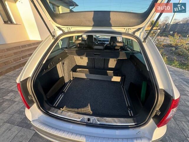 Белый Шкода Суперб, объемом двигателя 2 л и пробегом 242 тыс. км за 12900 $, фото 22 на Automoto.ua