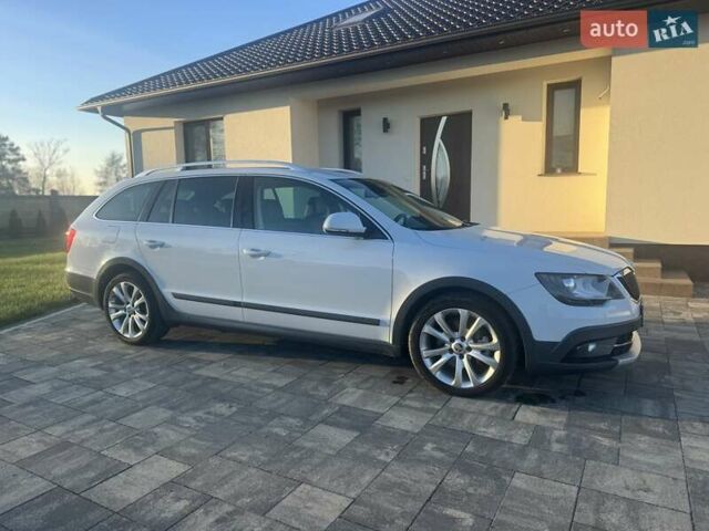 Белый Шкода Суперб, объемом двигателя 2 л и пробегом 242 тыс. км за 12900 $, фото 9 на Automoto.ua