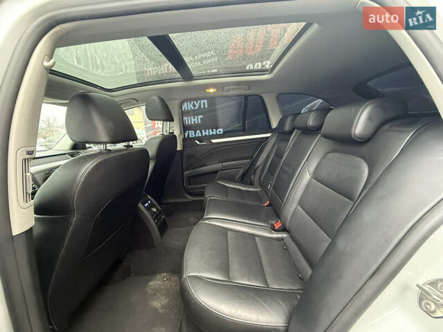 Белый Шкода Суперб, объемом двигателя 2 л и пробегом 160 тыс. км за 15500 $, фото 16 на Automoto.ua