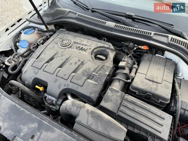 Білий Шкода Суперб, об'ємом двигуна 1.6 л та пробігом 294 тис. км за 11450 $, фото 71 на Automoto.ua