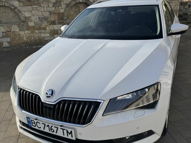 Белый Шкода Суперб, объемом двигателя 1.6 л и пробегом 235 тыс. км за 14200 $, фото 2 на Automoto.ua