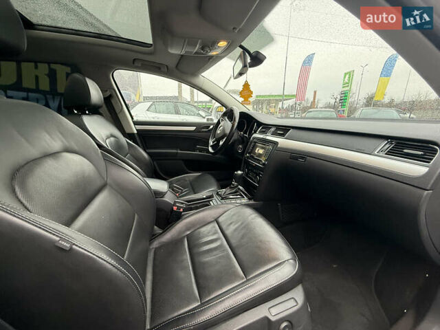 Белый Шкода Суперб, объемом двигателя 2 л и пробегом 160 тыс. км за 15500 $, фото 12 на Automoto.ua