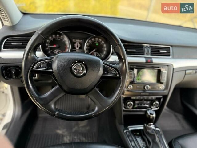 Білий Шкода Суперб, об'ємом двигуна 1.6 л та пробігом 294 тис. км за 11450 $, фото 38 на Automoto.ua