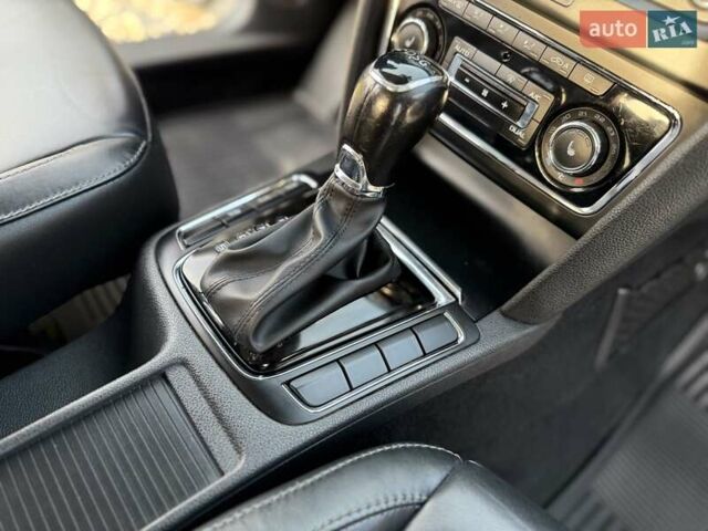 Білий Шкода Суперб, об'ємом двигуна 1.6 л та пробігом 294 тис. км за 11450 $, фото 58 на Automoto.ua