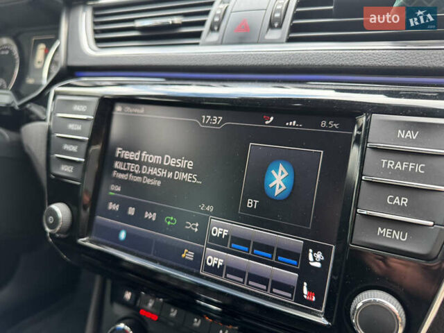 Белый Шкода Суперб, объемом двигателя 2 л и пробегом 173 тыс. км за 17000 $, фото 26 на Automoto.ua