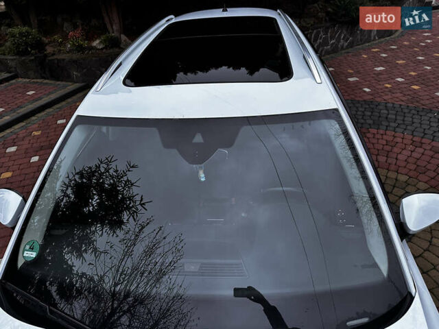 Белый Шкода Суперб, объемом двигателя 2 л и пробегом 250 тыс. км за 13900 $, фото 14 на Automoto.ua