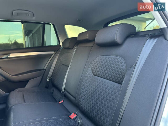 Белый Шкода Суперб, объемом двигателя 1.97 л и пробегом 225 тыс. км за 17800 $, фото 30 на Automoto.ua