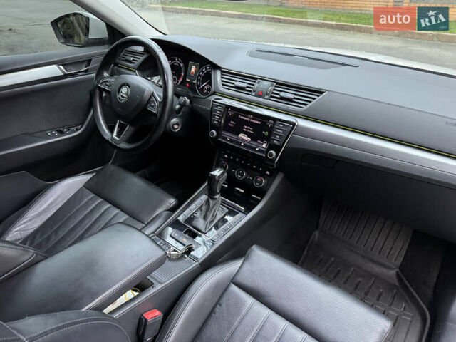 Белый Шкода Суперб, объемом двигателя 1.97 л и пробегом 278 тыс. км за 17000 $, фото 58 на Automoto.ua