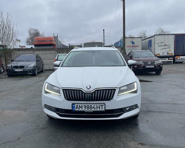 Белый Шкода Суперб, объемом двигателя 1.97 л и пробегом 280 тыс. км за 14900 $, фото 5 на Automoto.ua