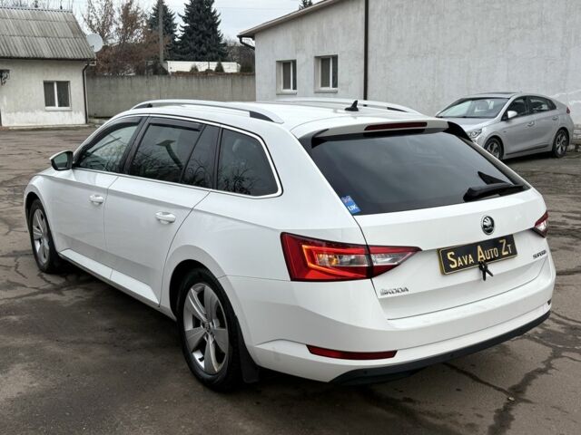 Белый Шкода Суперб, объемом двигателя 2 л и пробегом 148 тыс. км за 6000 $, фото 5 на Automoto.ua