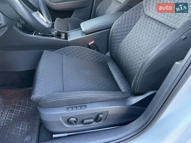 Белый Шкода Суперб, объемом двигателя 1.97 л и пробегом 225 тыс. км за 17800 $, фото 22 на Automoto.ua