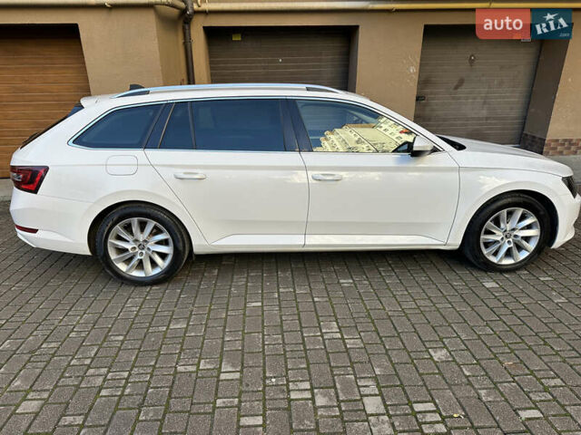 Белый Шкода Суперб, объемом двигателя 1.97 л и пробегом 163 тыс. км за 19500 $, фото 70 на Automoto.ua