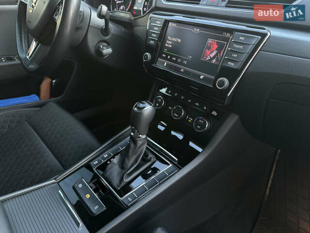 Белый Шкода Суперб, объемом двигателя 1.97 л и пробегом 225 тыс. км за 17800 $, фото 42 на Automoto.ua