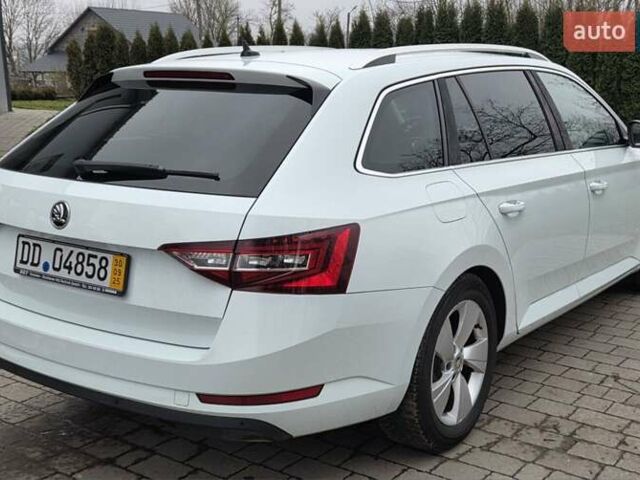 Білий Шкода Суперб, об'ємом двигуна 2 л та пробігом 288 тис. км за 15999 $, фото 54 на Automoto.ua