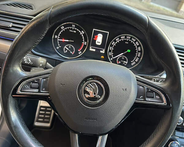 Белый Шкода Суперб, объемом двигателя 1.97 л и пробегом 163 тыс. км за 19500 $, фото 33 на Automoto.ua