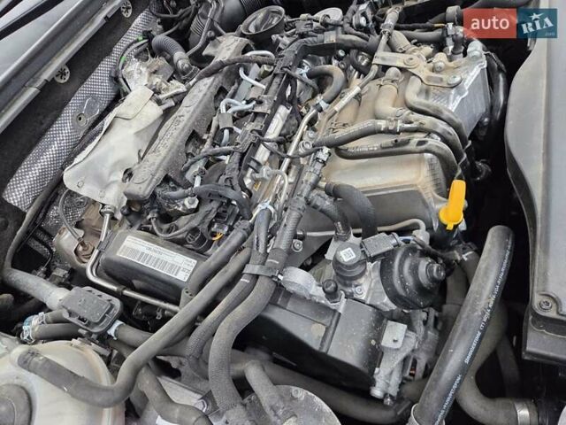 Білий Шкода Суперб, об'ємом двигуна 2 л та пробігом 288 тис. км за 15999 $, фото 11 на Automoto.ua