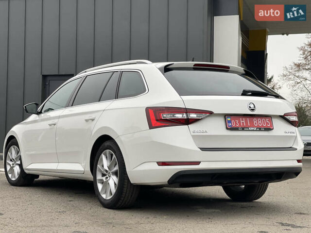 Белый Шкода Суперб, объемом двигателя 2 л и пробегом 254 тыс. км за 15800 $, фото 22 на Automoto.ua
