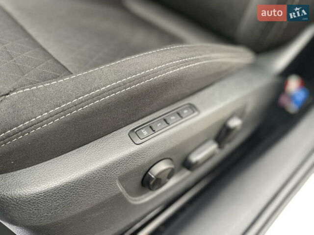 Белый Шкода Суперб, объемом двигателя 2 л и пробегом 254 тыс. км за 15800 $, фото 46 на Automoto.ua