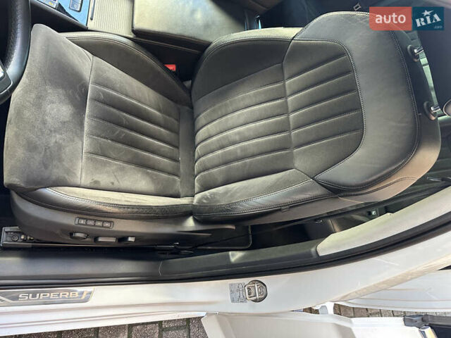 Белый Шкода Суперб, объемом двигателя 1.97 л и пробегом 163 тыс. км за 19500 $, фото 34 на Automoto.ua