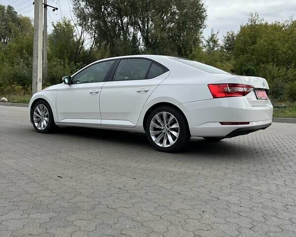 Белый Шкода Суперб, объемом двигателя 1.6 л и пробегом 172 тыс. км за 13500 $, фото 23 на Automoto.ua