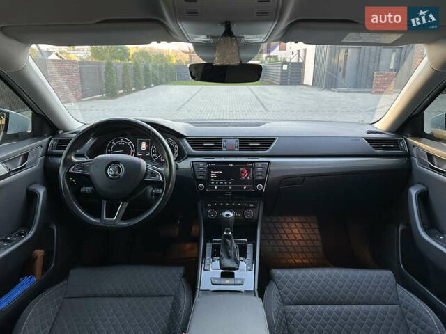 Белый Шкода Суперб, объемом двигателя 1.97 л и пробегом 225 тыс. км за 17800 $, фото 44 на Automoto.ua